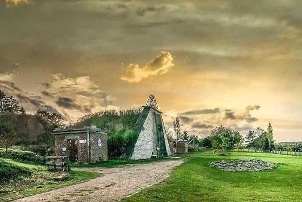 La Poudriere : Lieu Insolite, Havre De Paix Vielsalm Exterior foto